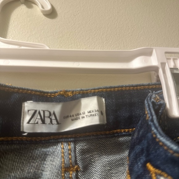 Zara Blue Ankle & Cropped Jeans - Picture 3 of 7